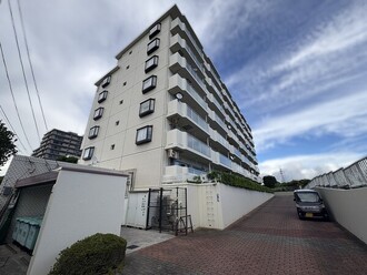 グリーンハイムいずみ野の外観