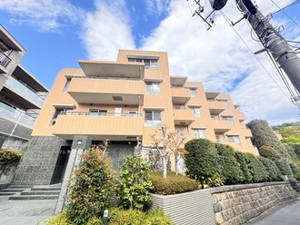 ファミールグラン代々木の杜の外観