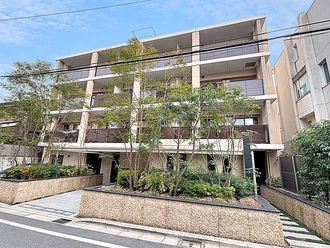ピアース東北沢の外観