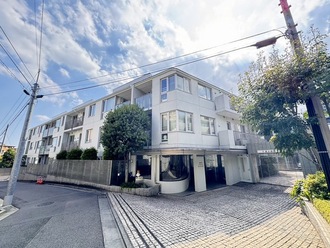 プラウド代々木上原の外観