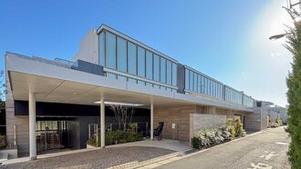 プラウド新宿中落合の外観