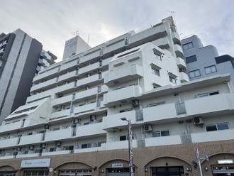 藤和新宿番衆町コープの外観