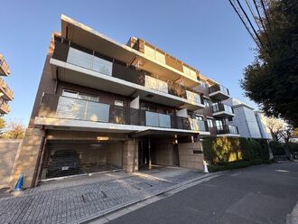 パークハウス高田馬場公園アーバンスの外観