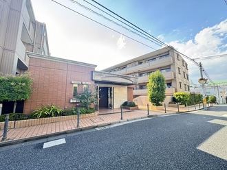 ファミール明大前