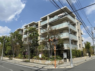 世田谷喜多見ザ・テラスの外観