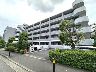 パークスクエア千歳船橋の外観