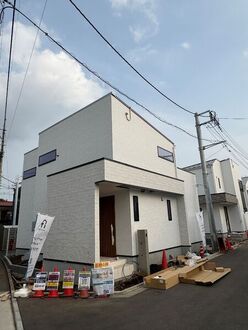 F号棟の外観
