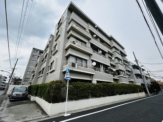 哲学堂リリエンハイムの外観