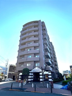 オーベル池袋立教通りの外観