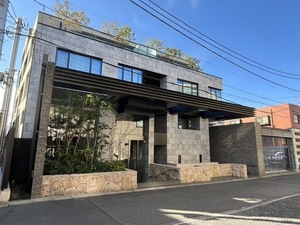 ジオ南青山の外観