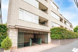 ルモンド代官山の外観