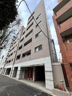 サンスタレ駒沢ファーストコートの外観