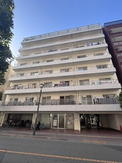 中銀三鷹マンシオンの外観