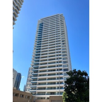 Ｍ．Ｍ．ＴＯＷＥＲＳ　ｔｈｅ　Ｗｅｓｔの外観