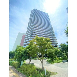 ＭＩＤ　ＯＡＳＩＳ　ＴＯＷＥＲＳタワー棟の外観