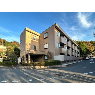 アイビーコートの外観