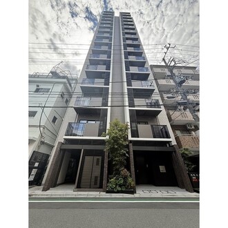 プライムアーバン西日暮里フロントの外観