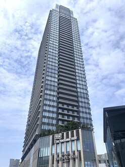 THE YOKOHAMA FRONT TOWER