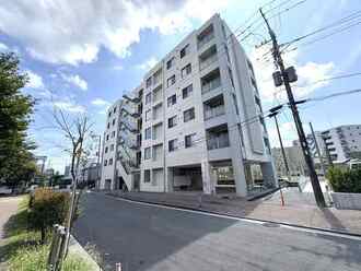 トースト金沢八景の外観