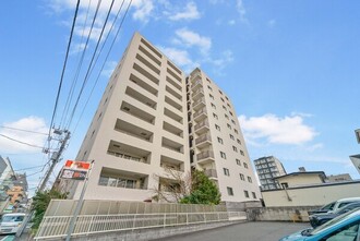 ザ・パークハウス横浜吉野町の外観