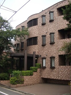 パレ・ソワサンの外観