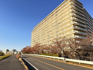 多摩川芙蓉ハイツの外観