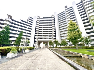 東京サーハウス　リバーポートの外観