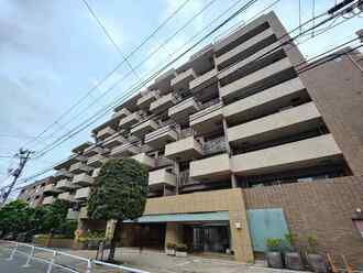 アデニウム武蔵小山の外観