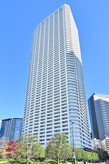 ザ・パークハウス西新宿タワー60の外観