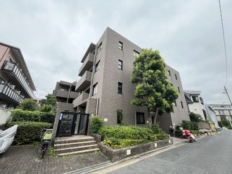サーパス方南町の外観