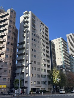 ラコント新宿セントラルパークアパートメント