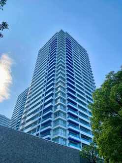 M.M.TOWERS　the　Eastの外観