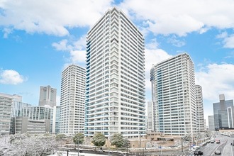 M.M.TOWERS　the　East