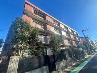 ドミノ吉敷の外観