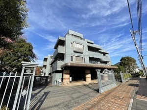 インペリアル浜田山の外観