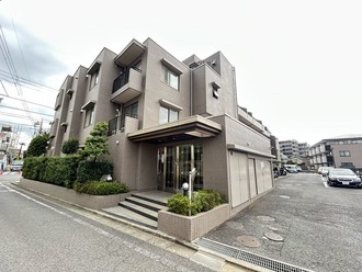 上井草ヒルズの外観