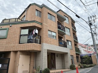 ジェイパーク東高円寺蚕糸の森公園の外観