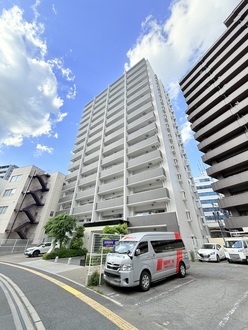 BELISTA光町の外観