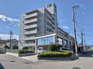 ロイヤルクリスタル井口の外観