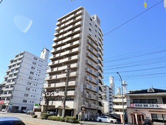 フローレンス観音平和大通りの外観