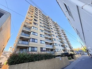 サンパレス草津の外観