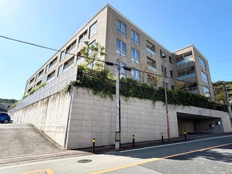 Brillia平尾浄水の外観