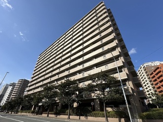 ファミール平尾の外観