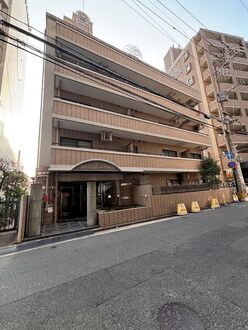 ステイツ博多駅南の外観