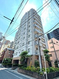 D´クラディアイヴァン御茶ノ水の外観