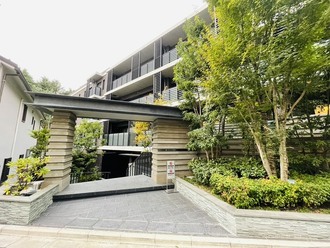 ザ・パークハウス御苑内藤町