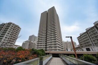 パークシティ新川崎・西三番街の外観