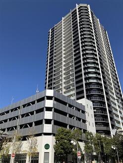 プラウドタワー名古屋錦の外観