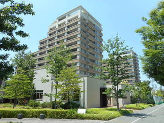 セントラルガーデン・レジデンスＩＩＤ棟の外観