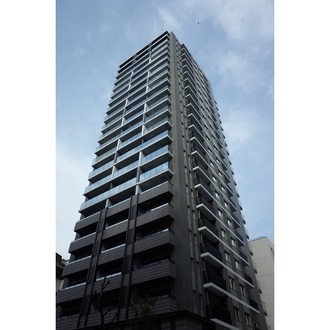 プラウドタワー名古屋伏見の外観